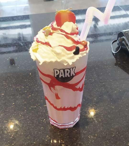 MİLKSHAKE